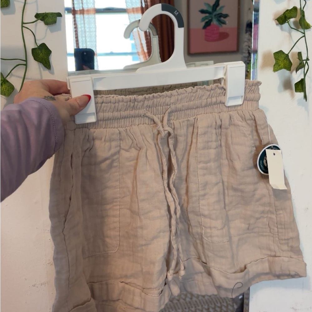 Aeropostale High Waist Beige Shorts